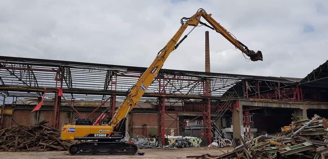挖掘機(jī)拆樓臂 挖掘機(jī)拆樓臂